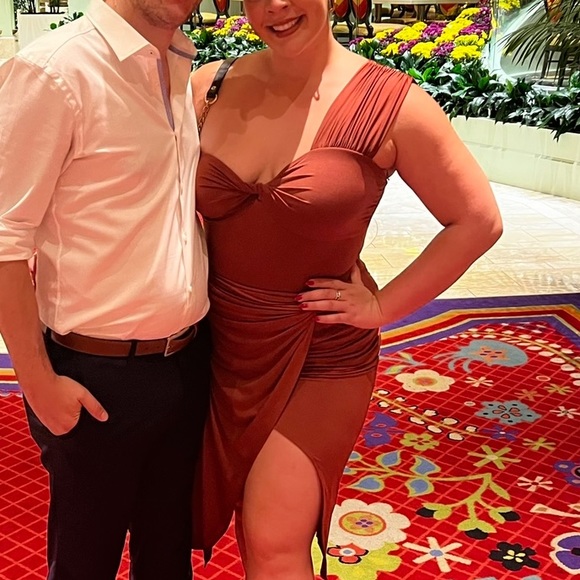 Yummy Silky Two Piece Set - Picture 2 of 6